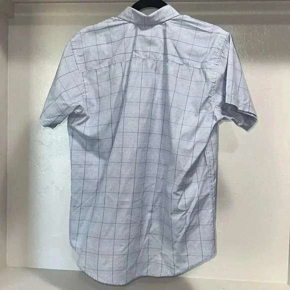 Button down shirt - Picture 5 of 6